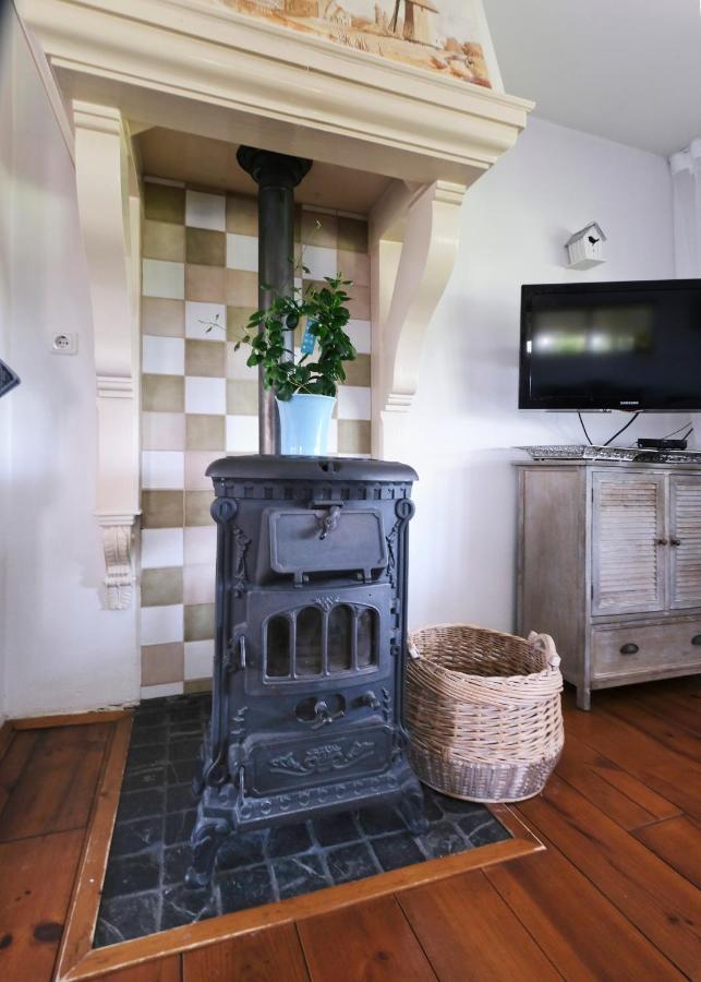 Idyllisch En Knus Huisje Met Prachtige Veranda. Oterleek Ngoại thất bức ảnh